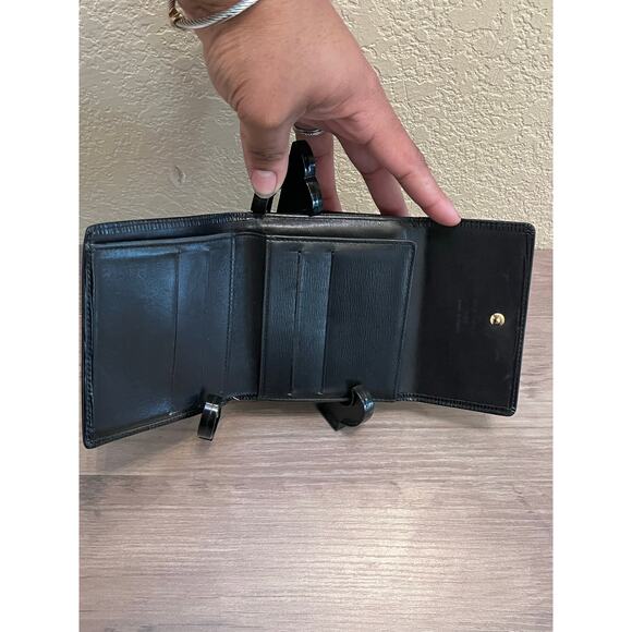 Louis Vuitton Epi Leather Trifold Wallet in Black | Vintage LV Organizer - Picture 3 of 8
